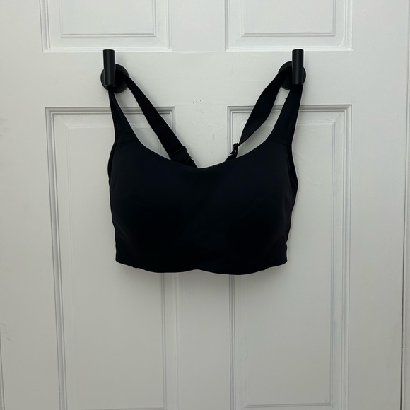 NWT Lululemon sports bra - Picture 2 of 4